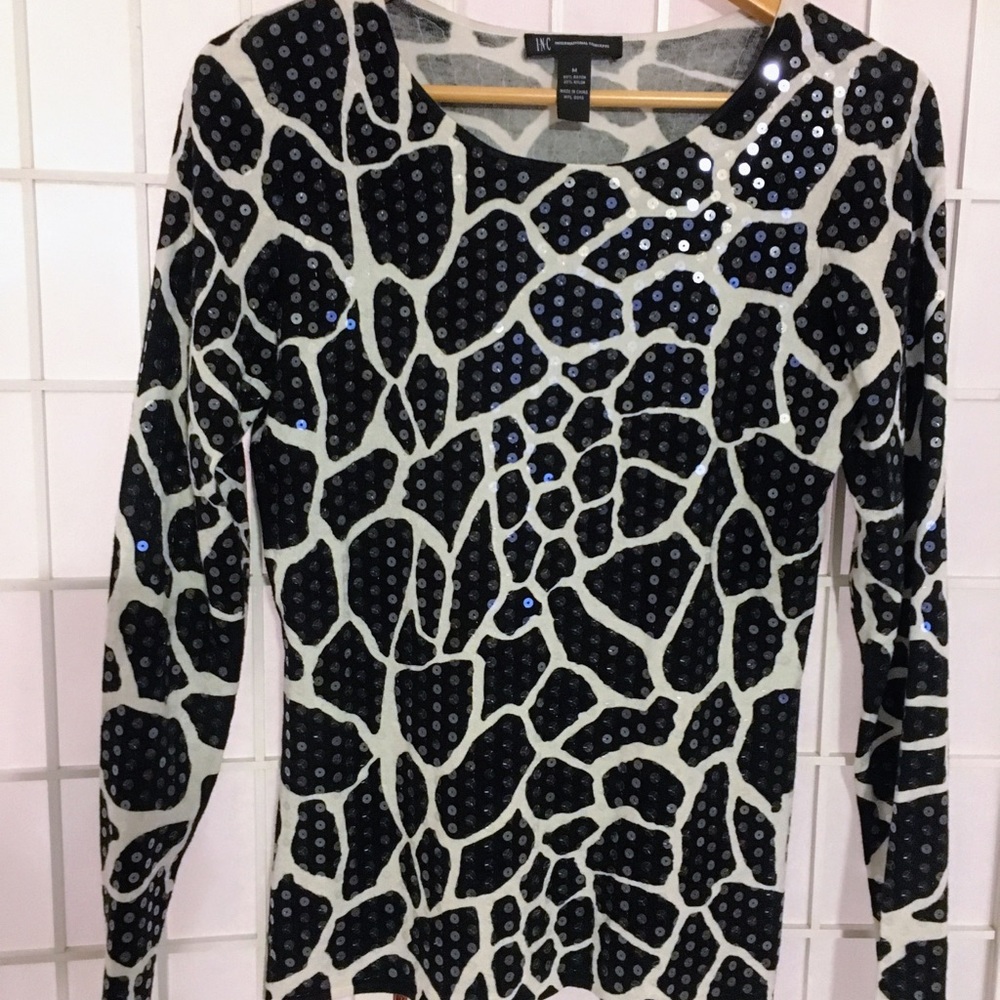 INC black and white sweater